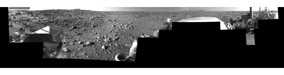 PIA03164: Morning on Chryse Planitia - Viking Lander 1 Camera 2 Mosaic