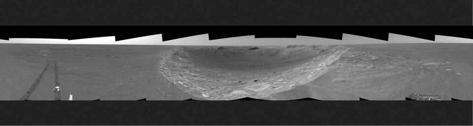 PIA05908: Riding the Rim of 'Endurance' (left eye)