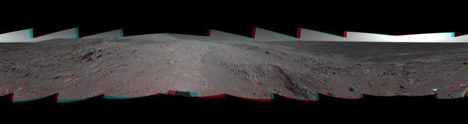 PIA06921: Spirit's View of 'Columbia Hills' (3-D)