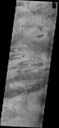 PIA09427: Windstreaks