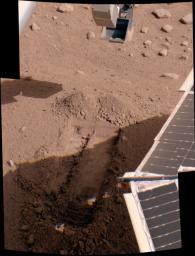 PIA10912: 'Snow White' in Color