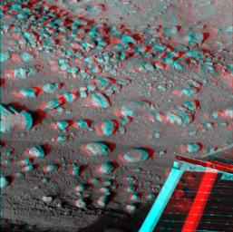 PIA10986: Martian Surface as Seen by Phoenix