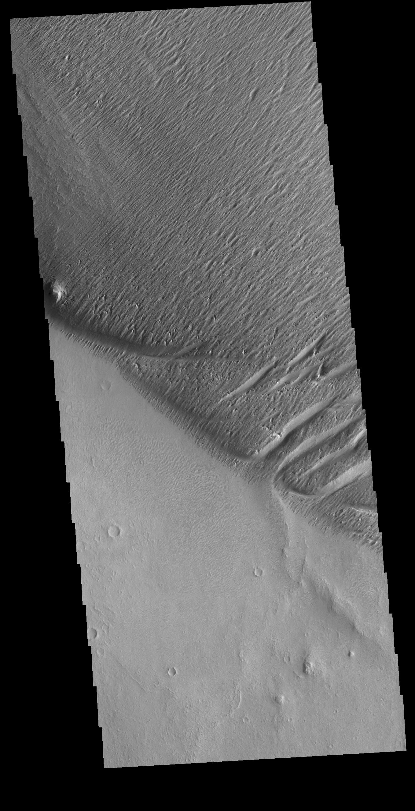 PIA22604: Wind Erosion