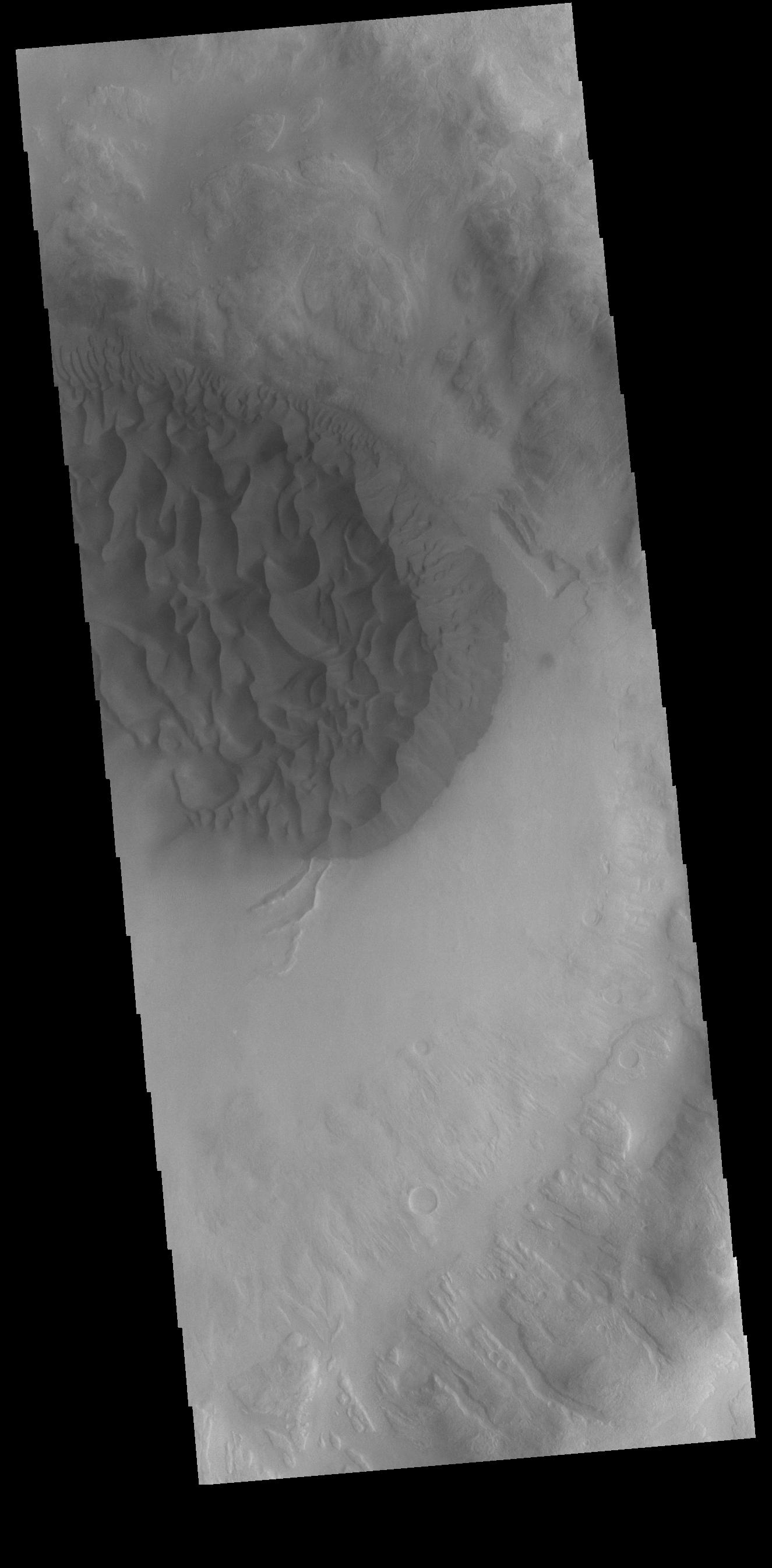 PIA24121: Crater Dunes