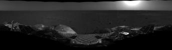 PIA04989: First Look at Spirit on Mars-2