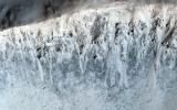 PIA18225: Equatorial Gullies on Mars