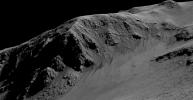 PIA19918: Recurring "Lineae" on Slopes at Horowitz Crater